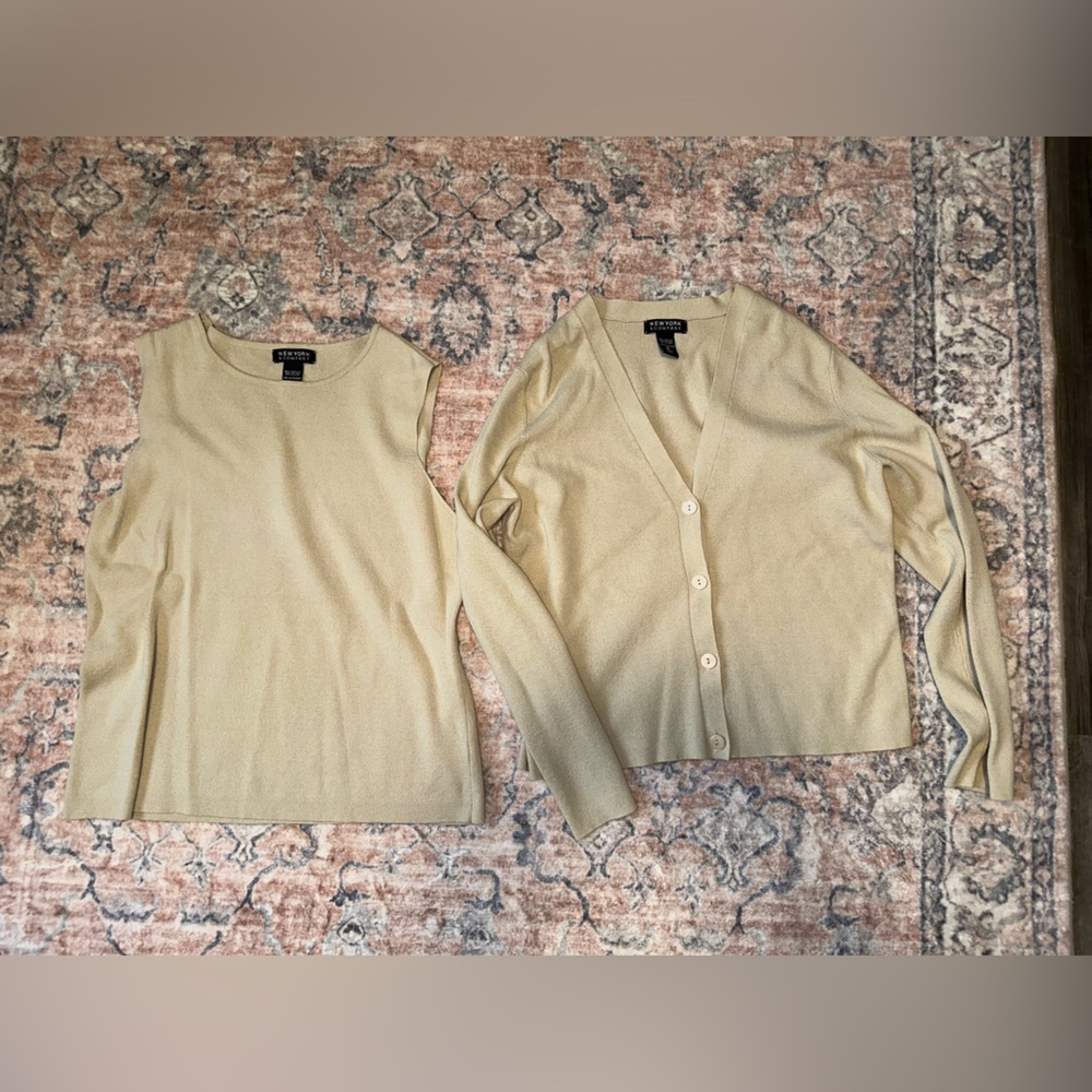 New York & Company Beige Tank and Sweater Set Size XL